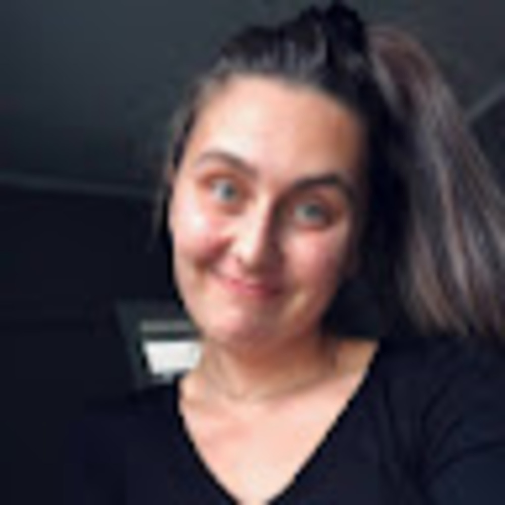 Meet your Posher, Anna